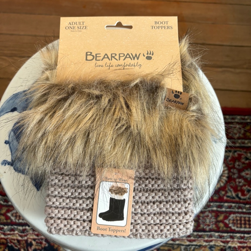 BearPaw Boot Topper NWT